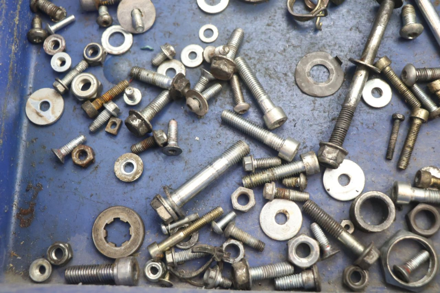 photo de SCREWS BAG HM HONDA CRM DERAPAGE RR 50 (2006 - 2017) - Alternative perspective