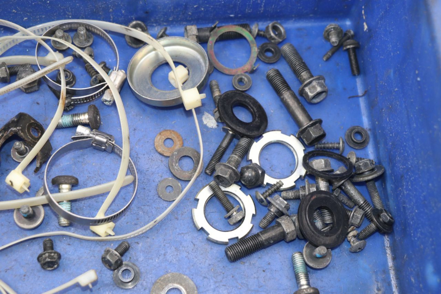 photo de SCREW FASTENER BAG YAMAHA CYGNUS X INJECTION 125 (2007 - 2013) - Technical close-up