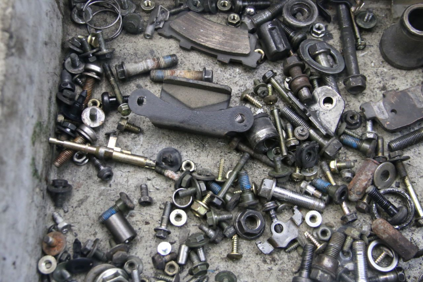 photo de SCREW FASTENER BAG KYMCO DINK STREET 125 (2009 - 2014) - Zoom on usage condition