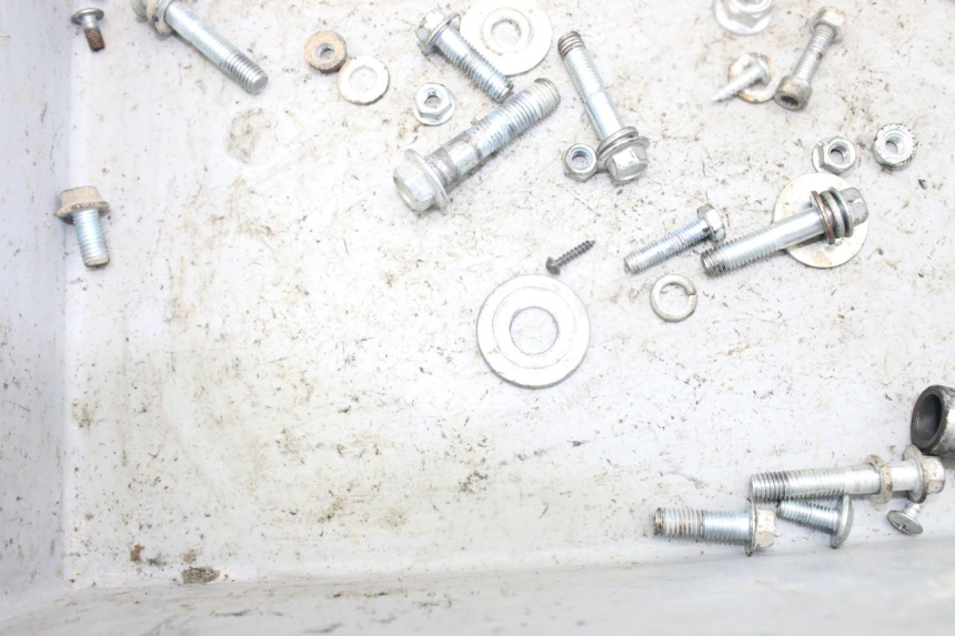 photo de SCREW FASTENER BAG CCR DIRT BIKE 125 - Zoom on usage condition