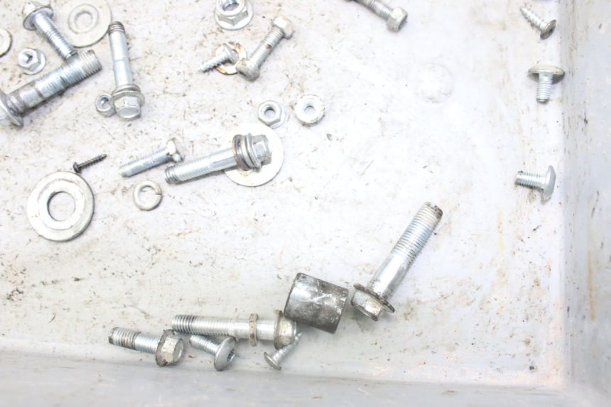 photo de SCREW FASTENER BAG CCR DIRT BIKE 125 - Alternative perspective