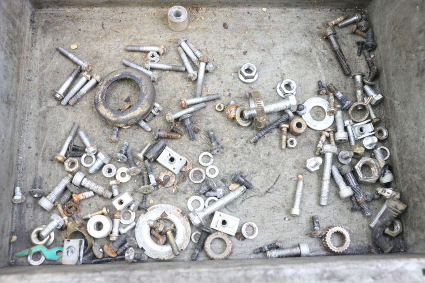 photo de SCREW FASTENER BAG GILERA DNA 50 (2000 - 2007) - Component detail