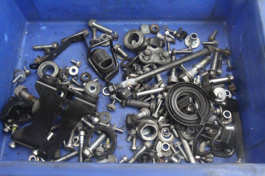 photo de BAG OF SCREWS AND FASTENERS KAWASAKI ER-6 ER6 F ABS 650 (2012 - 2016) - Main view