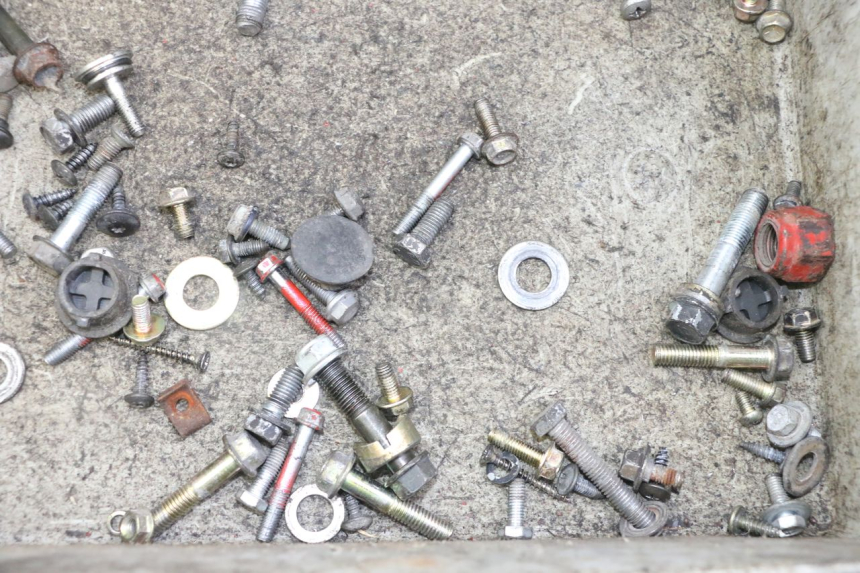 photo de SCREWS BAG SYM FIDDLE 125 (2008 - 2010) - Zoom on usage condition