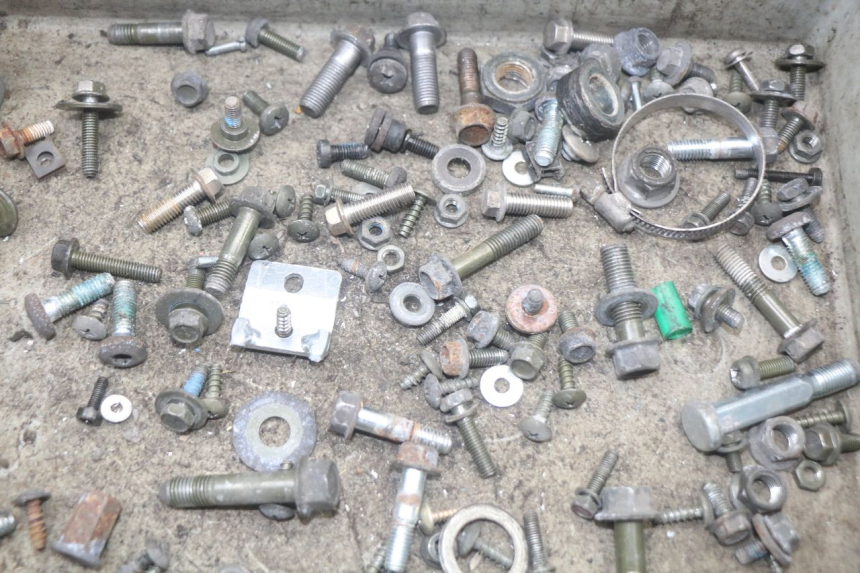 photo de SCREWS BAG MBK FLAME X 125 (2007 - 2016) - Zoom on usage condition