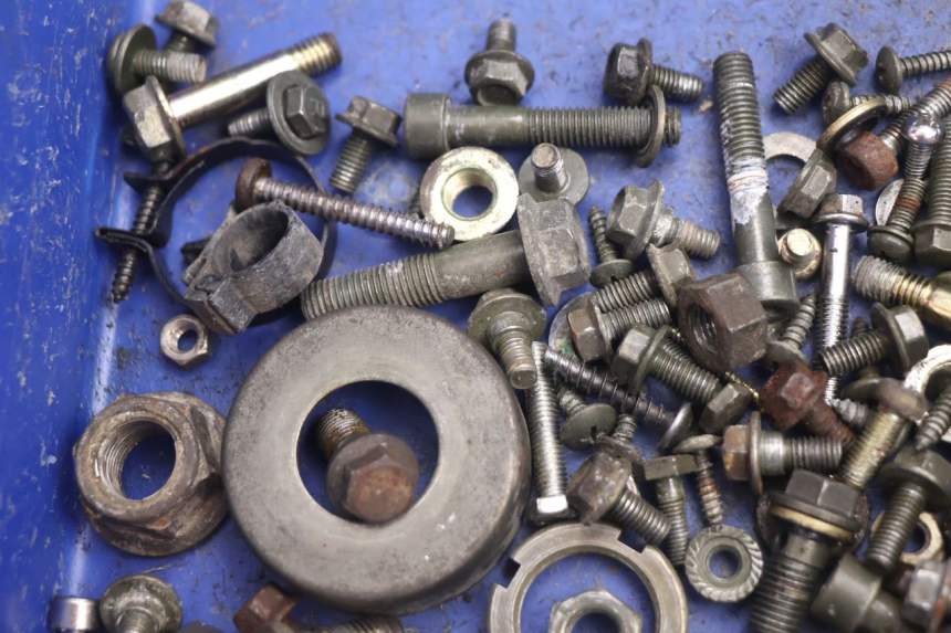 photo de SCREWS BAG KEEWAY FOCUS 50 (2006 - 2009) - Component detail