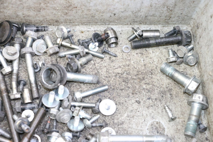 photo de SCREWS BAG HONDA FORZA ABS 300 (2013 - 2017) - Technical close-up