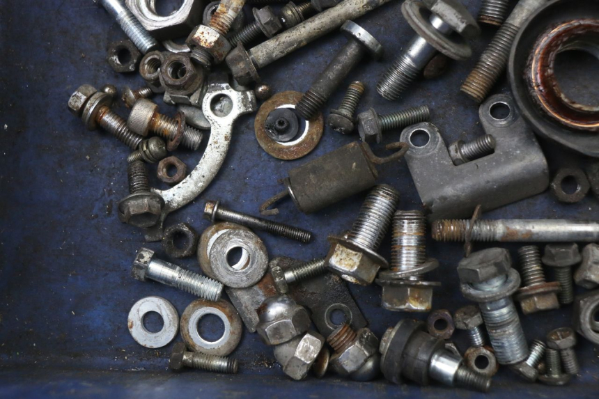 photo de SCREWS BAG SUZUKI GN 125 (1997 - 2000) - Alternative perspective