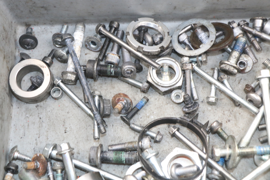 photo de SCREWS BAG SUZUKI GSR 600 (2005 - 2012) - Component detail