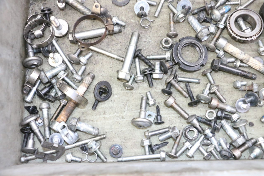 photo de SCREWS BAG SUZUKI GSR 750 (2011 - 2017) - Zoom on usage condition