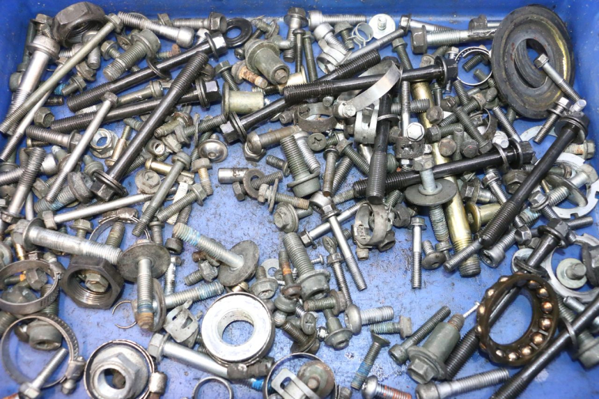 photo de SCREWS BAG SUZUKI GSR 600 (2005 - 2012) - Component detail