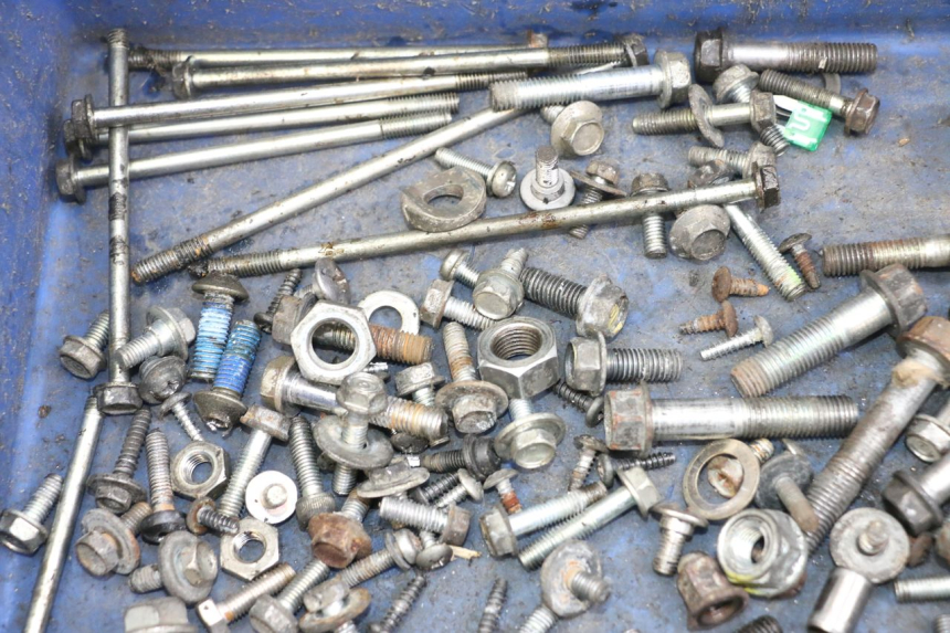 photo de SCREWS BAG HONDA FES S-WING SWING 125 (2007 - 2015) - Alternative perspective