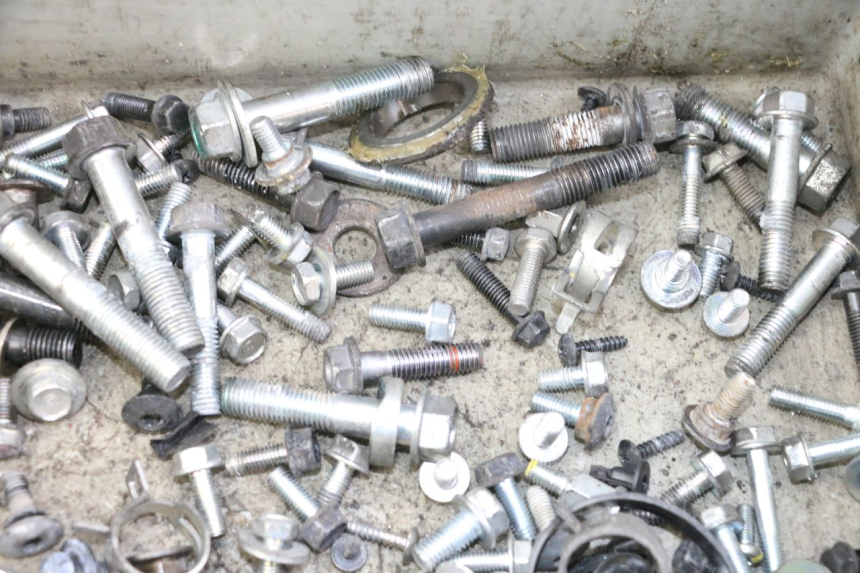 photo de SCREWS BAG HONDA FORZA 125 (2021 - 2025) - Technical close-up