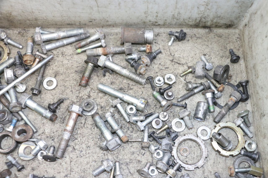 photo de SCREW FASTENER BAG HONDA PES PS I 125 (2006 - 2012) - Zoom on usage condition