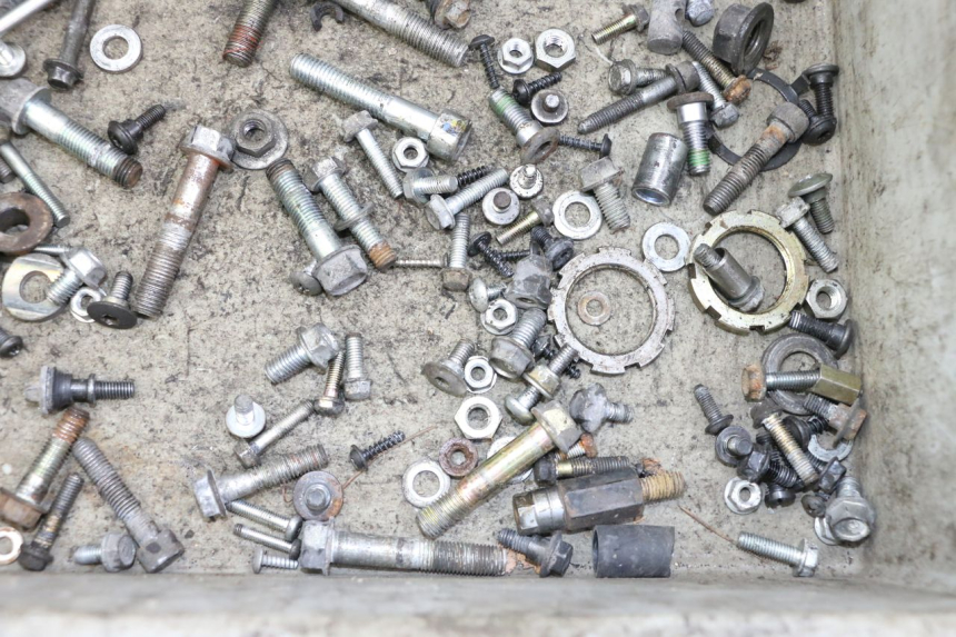 photo de SCREW FASTENER BAG HONDA PES PS I 125 (2006 - 2012) - Alternative perspective