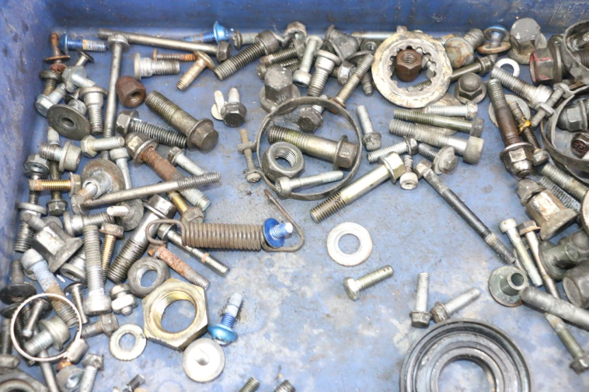 photo de SCREW FASTENER BAG KAWASAKI ZR7 ZR-7 S 750 (1999 - 2004) - Component detail