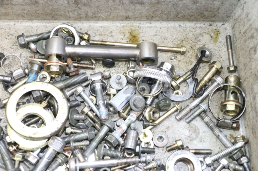 photo de SCREWS BAG KYMCO XCITING 500 (2007 - 2010) - Alternative perspective