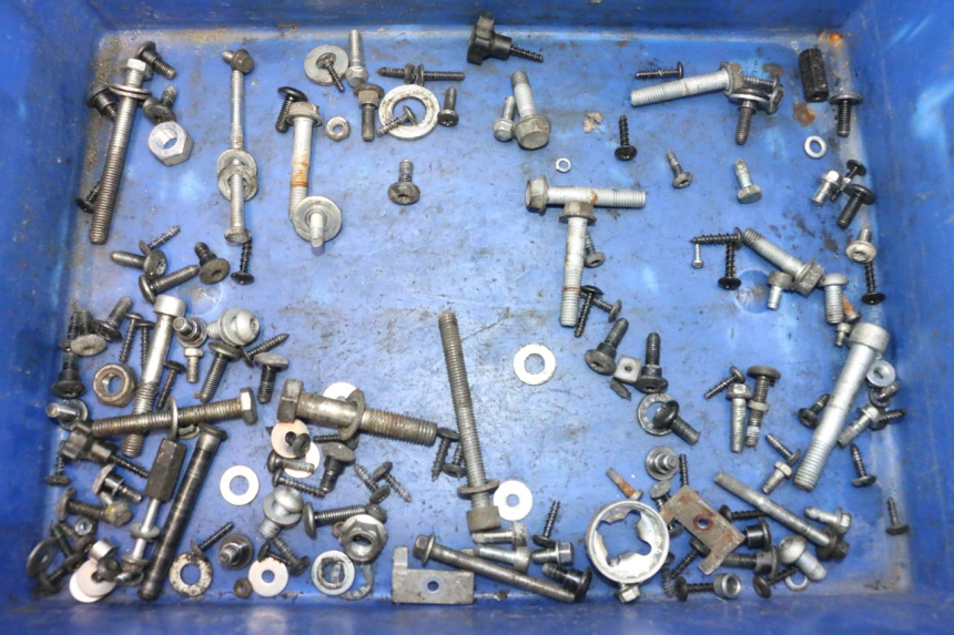 photo de SCREWS BAG PIAGGIO LIBERTY IGET 4T 50 (2021 - 2025) - Main view
