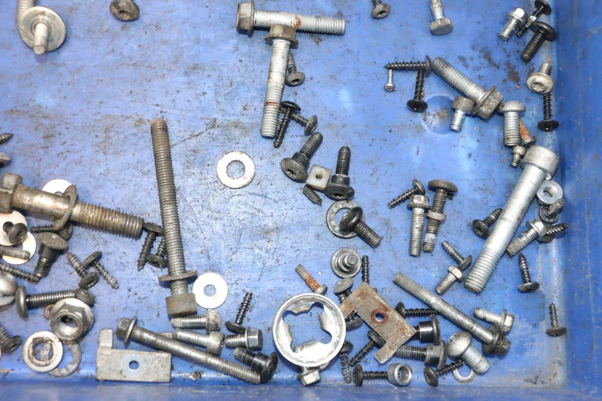 photo de SCREWS BAG PIAGGIO LIBERTY IGET 4T 50 (2021 - 2025) - Zoom on usage condition