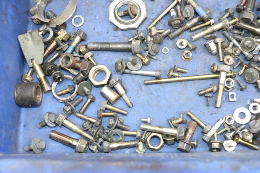 photo de SCREW FASTENER BAG KYMCO LIKE 125 (2009 - 2016) - Alternative perspective