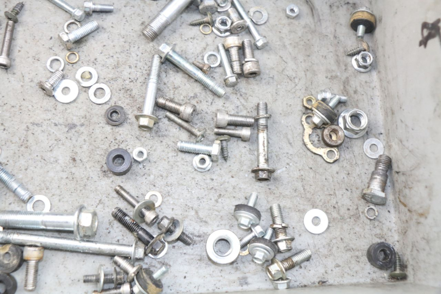 photo de SCREWS BAG YCF LITE F 125 - Zoom on usage condition