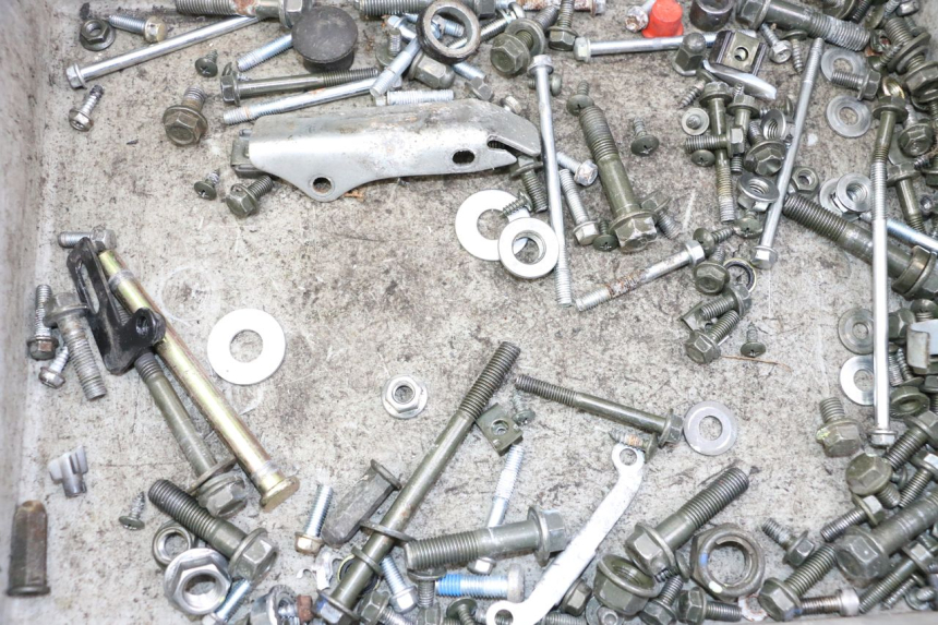 photo de SCREWS BAG LONGJIA SHARPY 125 (2020 - 2024) - Component detail