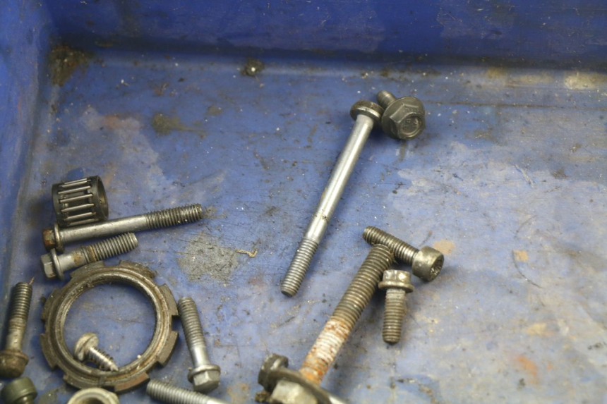 photo de SCREW FASTENER BAG PEUGEOT LUDIX BLASTER 50 (2006 - 2014) - Alternative perspective