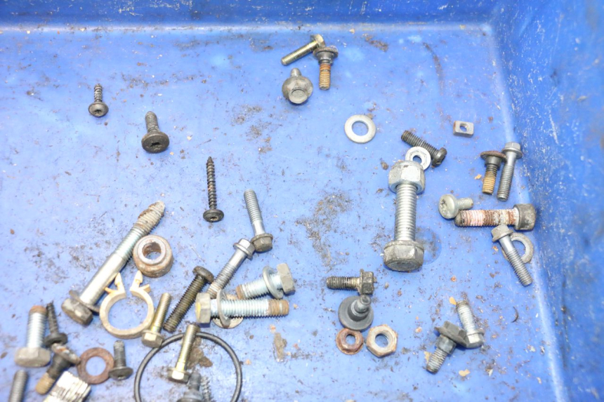 photo de SCREWS BAG PEUGEOT LUDIX ONE 50 (2004 - 2013) - Technical close-up
