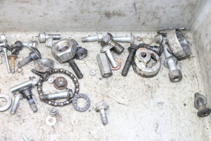 photo de SCREWS BAG PIAGGIO LXV 4T 50 (2009 - 2013) - Technical close-up