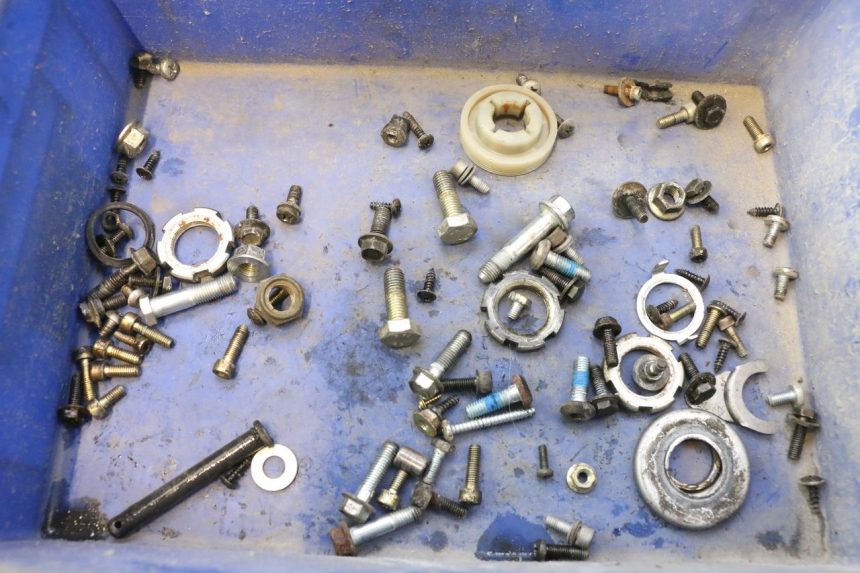 photo de SCREWS BAG MBK MACH G AC 50 (2002 - 2014) - Main view