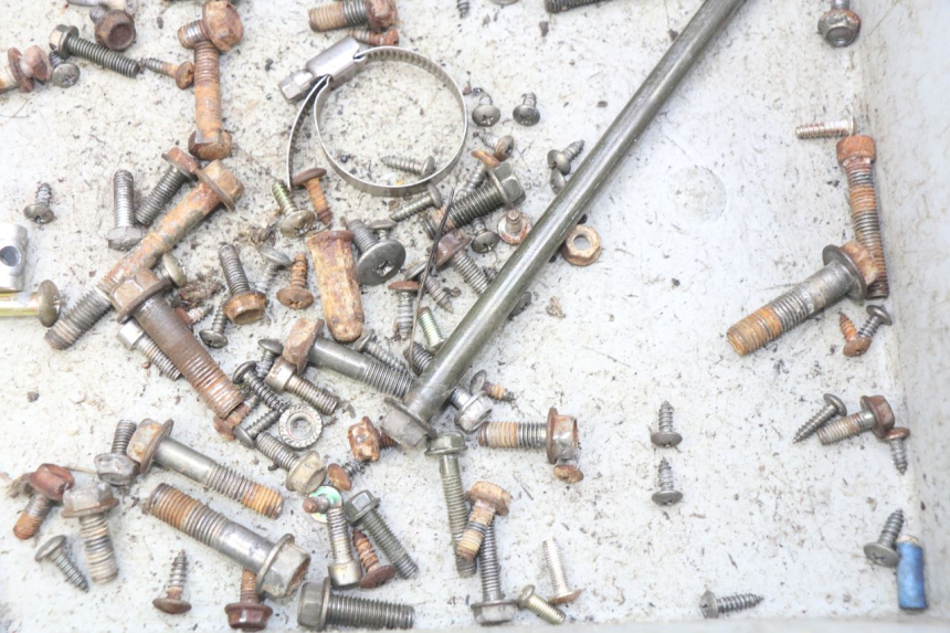 photo de SCREW FASTENER BAG EUROCKA MATADOR 4T 50 (2010 - 2016) - Zoom on usage condition