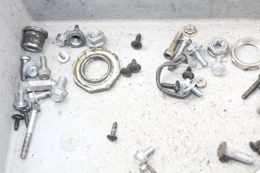 photo de SCREW FASTENER BAG JM MOTORS MIA 50 (2017 - 2020) - Alternative perspective