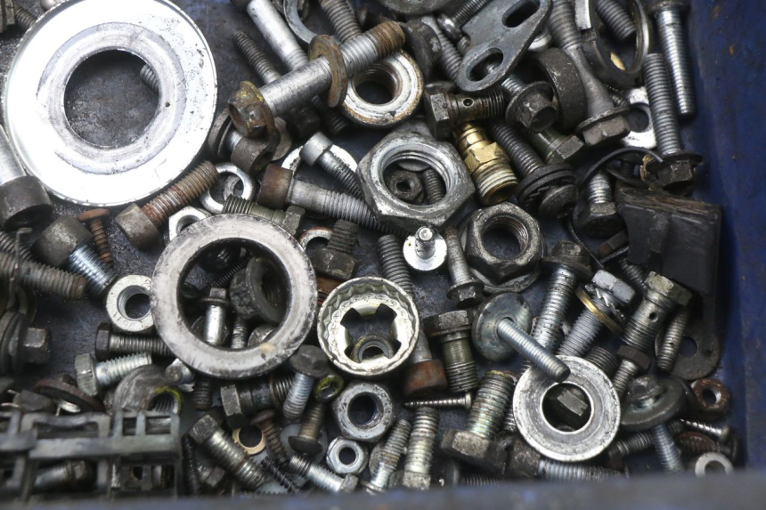 photo de SCREW FASTENER BAG PIAGGIO MP3 LT 400 (2007 - 2012) - Zoom on usage condition