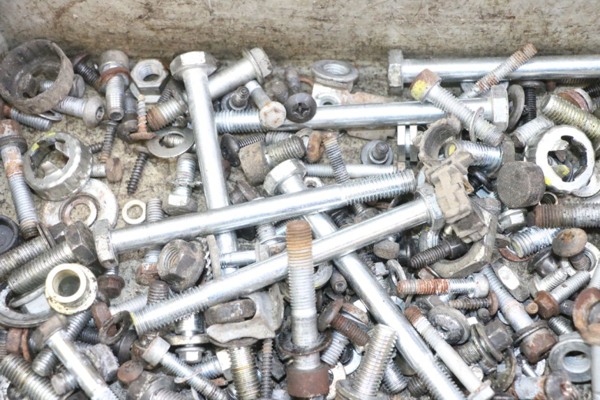 photo de SCREW FASTENER BAG PIAGGIO MP3 LT 400 (2007 - 2012) - Zoom on usage condition