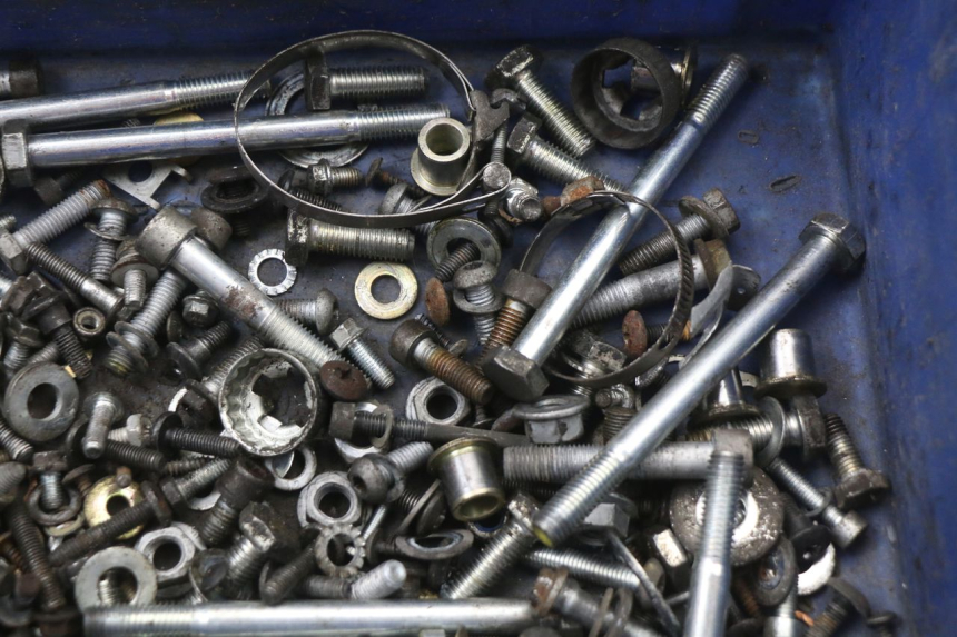 photo de SCREWS BAG PIAGGIO MP3 125 (2006 - 2014) - Zoom on usage condition