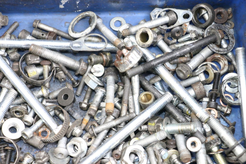 photo de SCREW FASTENER BAG PIAGGIO MP3 500 (2011 - 2015) - Alternative perspective