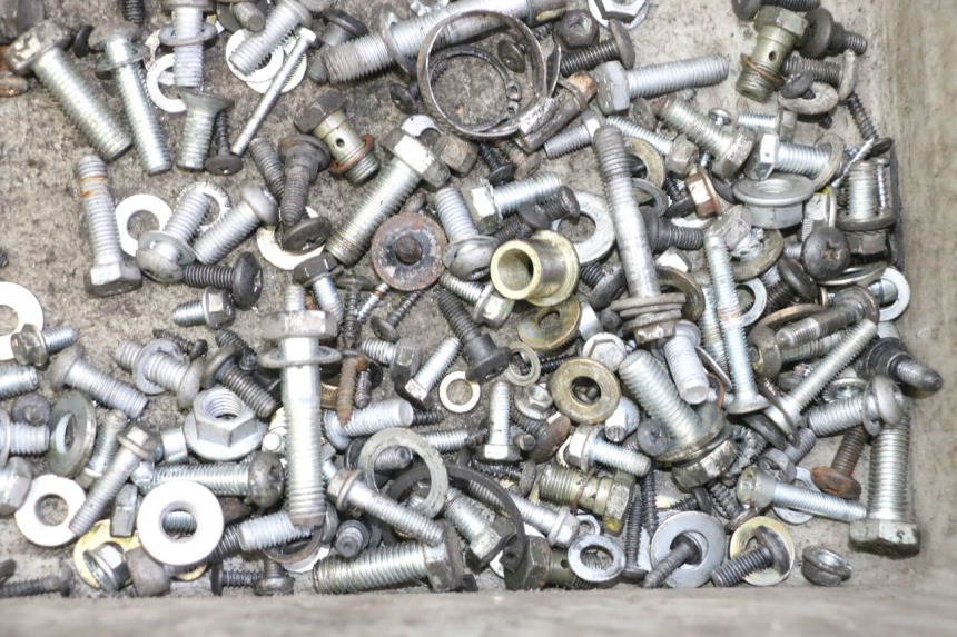 photo de SCREWS BAG PIAGGIO MP3 125 (2006 - 2014) - Alternative perspective