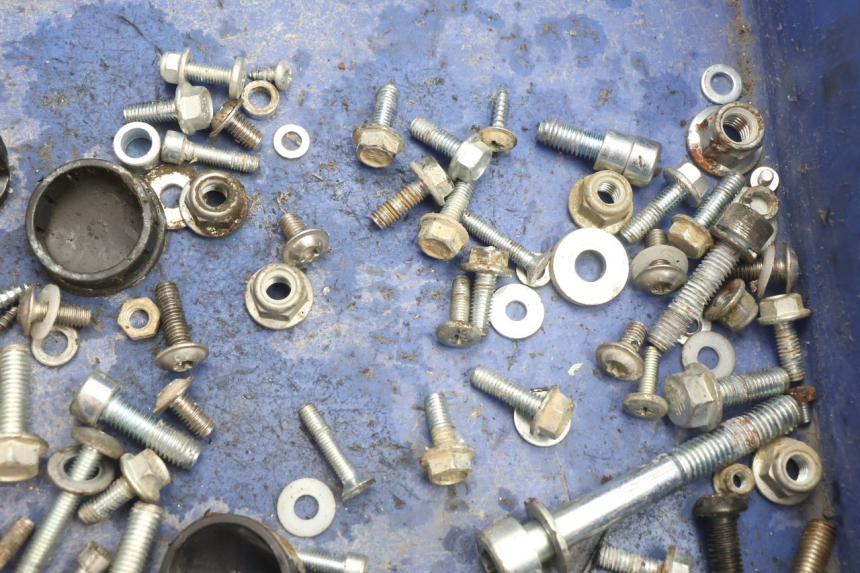 photo de SCREWS BAG RIEJU MRT PRO SUPERMOTARD 50 (2007 - 2018) - Zoom on usage condition