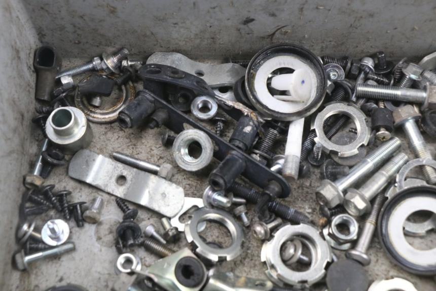 photo de SCREWS BAG MBK MW TRYPTIK 125 (2017 - 2022) - Technical close-up