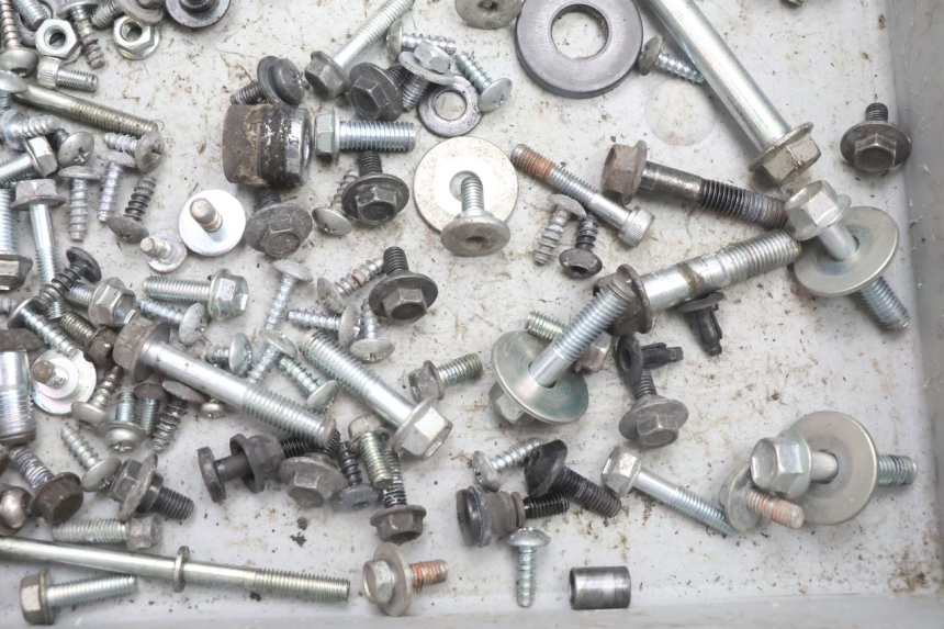 photo de SCREWS BAG YAMAHA N-MAX NMAX 125 (2021 - 2024) - Technical close-up