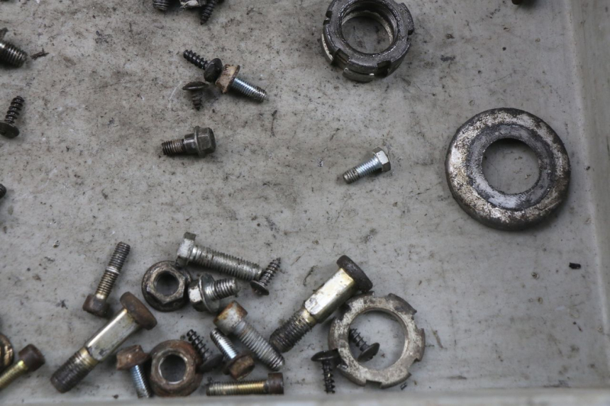 photo de SCREWS BAG YAMAHA NEO'S NEOS 2T 50 (2007 - 2017) - Zoom on usage condition