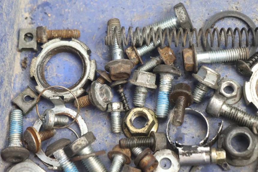 photo de SCREWS BAG YAMAHA NEO'S NEOS 2T 50 (1998 - 2007) - Component detail