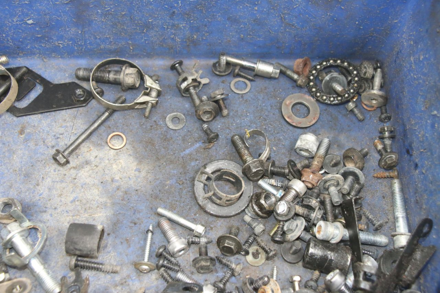 photo de SCREW FASTENER BAG YAMAHA NEOS NEO'S 4T 50 (2008 - 2016) - Alternative perspective