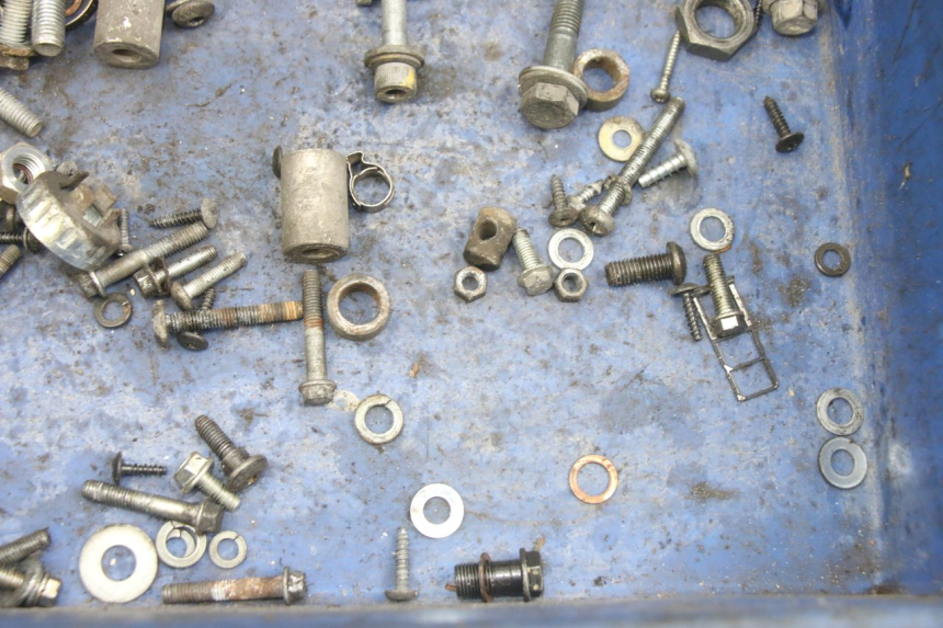 photo de SCREW FASTENER BAG PIAGGIO NEW TYPHOON 50 (2018 - 2021) - Zoom on usage condition