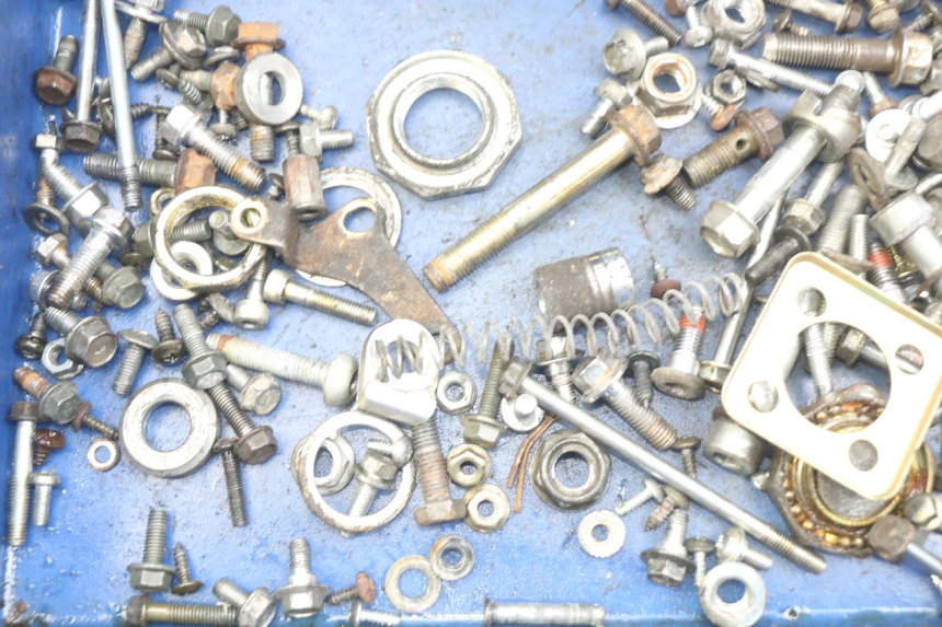 photo de SCREW FASTENER BAG HONDA NHX LEAD 110 (2008 - 2010) - Zoom on usage condition