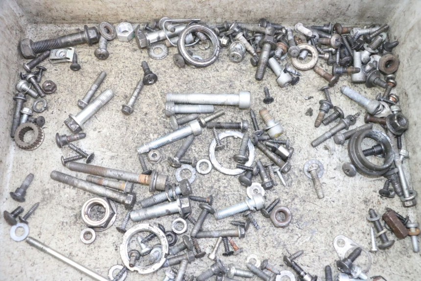 photo de SCREWS BAG PIAGGIO NRG POWER PUREJET 50 (2018 - 2021) - Zoom on usage condition