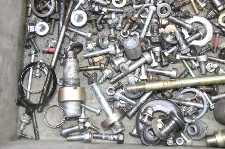 photo de SCREWS BAG HONDA NTV DEAUVILLE 650 (2001 - 2006) - Alternative perspective