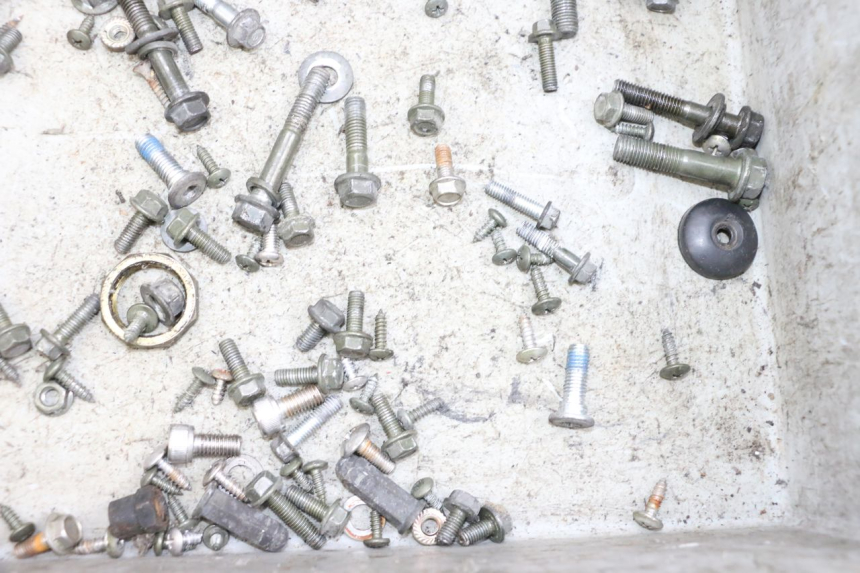 photo de SCREW HARDWARE BAG JM MOTORS OLDIES GT 4T 50 (2018 - 2025) - Technical close-up