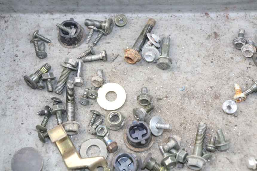 photo de SCREW FASTENER BAG SYM ORBIT 2 4T 50 (2008 - 2017) - Zoom on usage condition