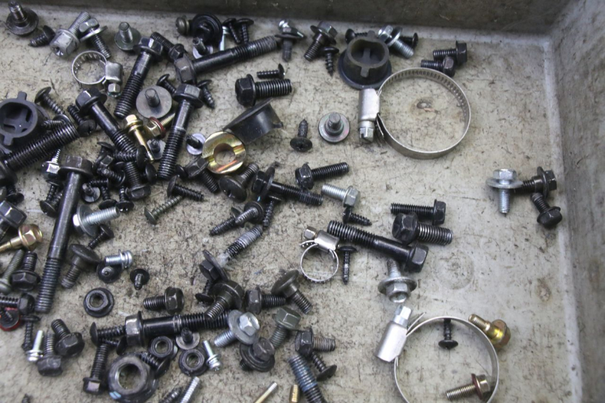 photo de SCREWS BAG SYM ORBIT III 3 4T 50 (2021 - 2025) - Zoom on usage condition